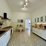 Διαμέρισμα Giardino Floreale Di Μενάτζιο